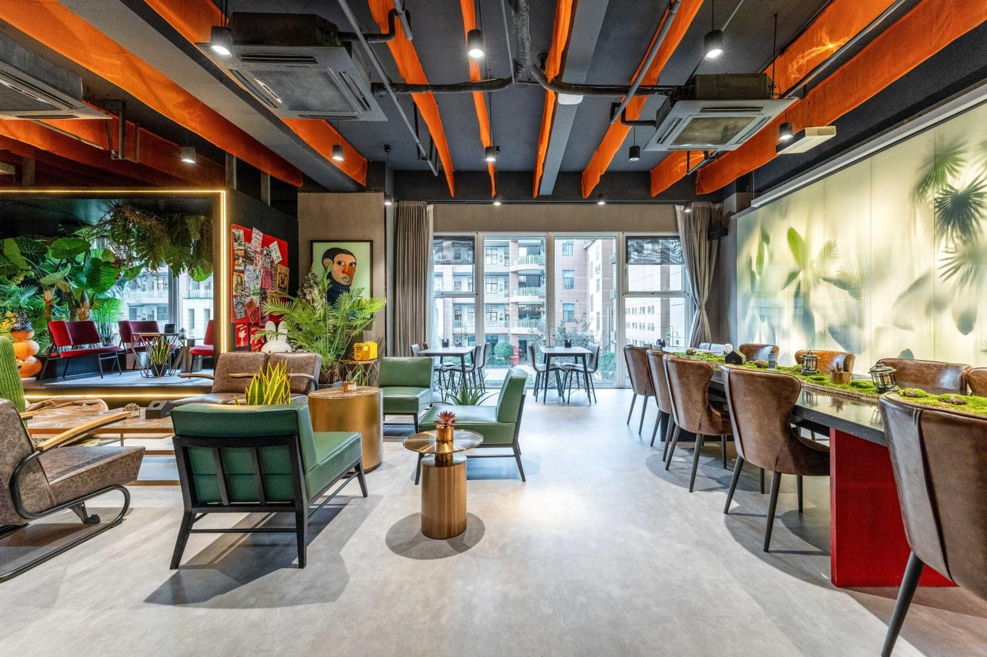Hesu Designer Hotel & Suites -Near Xi'An Drum Tower And Yongning Gate -Free Laundry Luggage Storage -Kitty Cafe With Freshly Ground Coffee -24H Front Desk -English Service Bagian luar foto