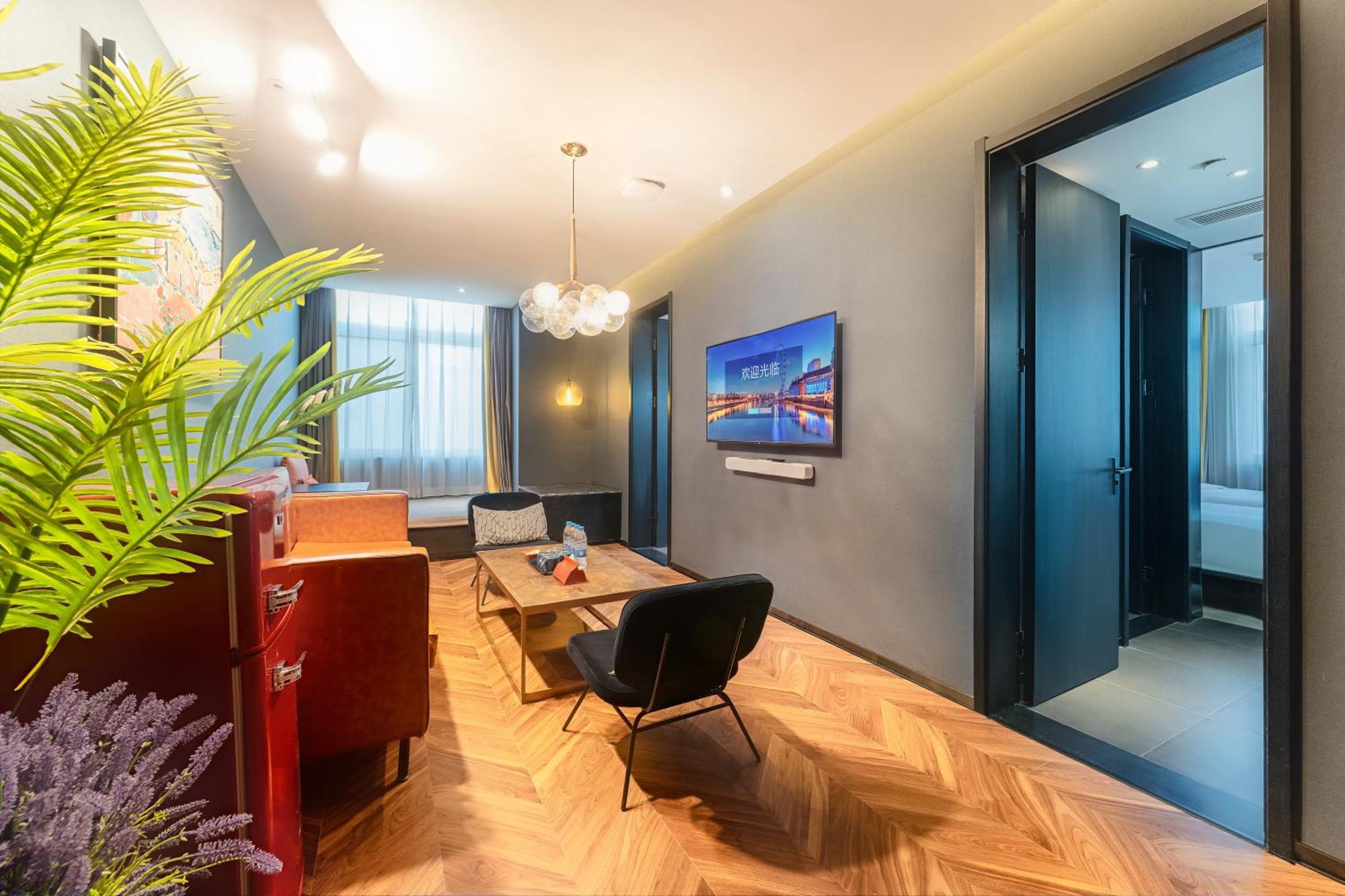 Hesu Designer Hotel & Suites -Near Xi'An Drum Tower And Yongning Gate -Free Laundry Luggage Storage -Kitty Cafe With Freshly Ground Coffee -24H Front Desk -English Service Bagian luar foto