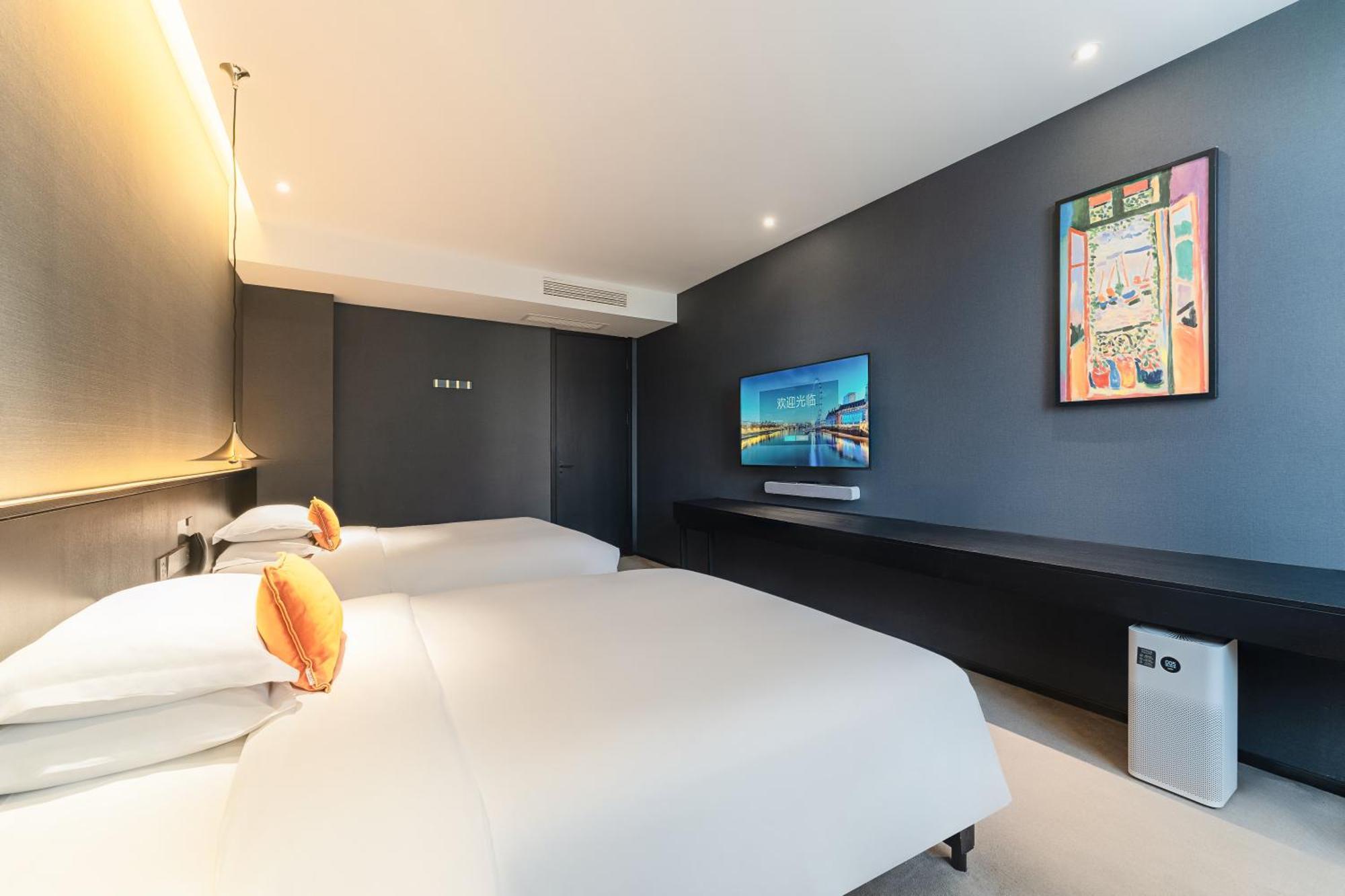 Hesu Designer Hotel & Suites -Near Xi'An Drum Tower And Yongning Gate -Free Laundry Luggage Storage -Kitty Cafe With Freshly Ground Coffee -24H Front Desk -English Service Bagian luar foto