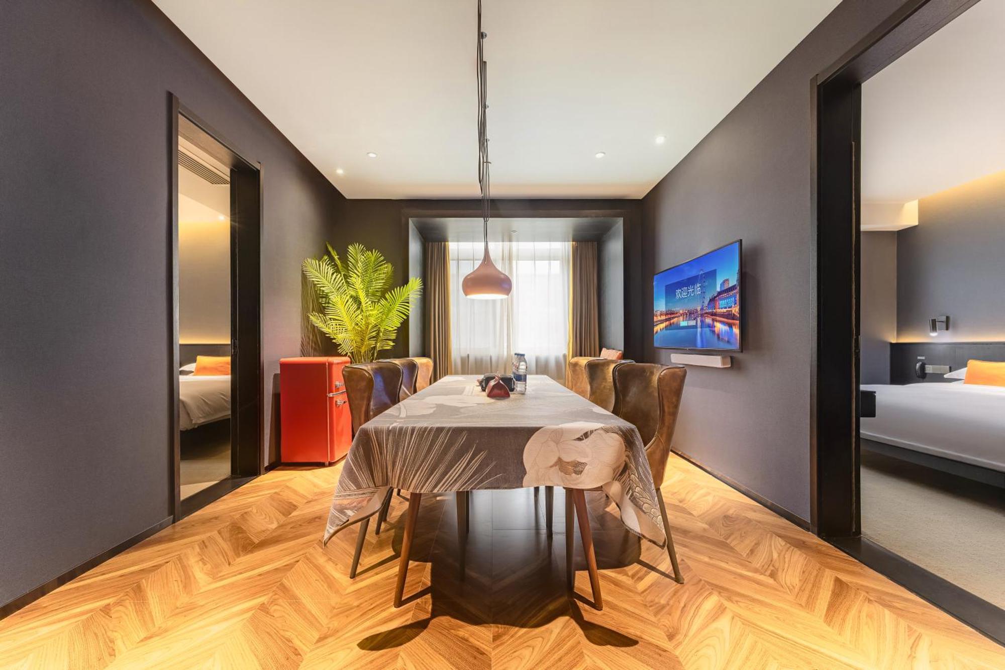 Hesu Designer Hotel & Suites -Near Xi'An Drum Tower And Yongning Gate -Free Laundry Luggage Storage -Kitty Cafe With Freshly Ground Coffee -24H Front Desk -English Service Bagian luar foto
