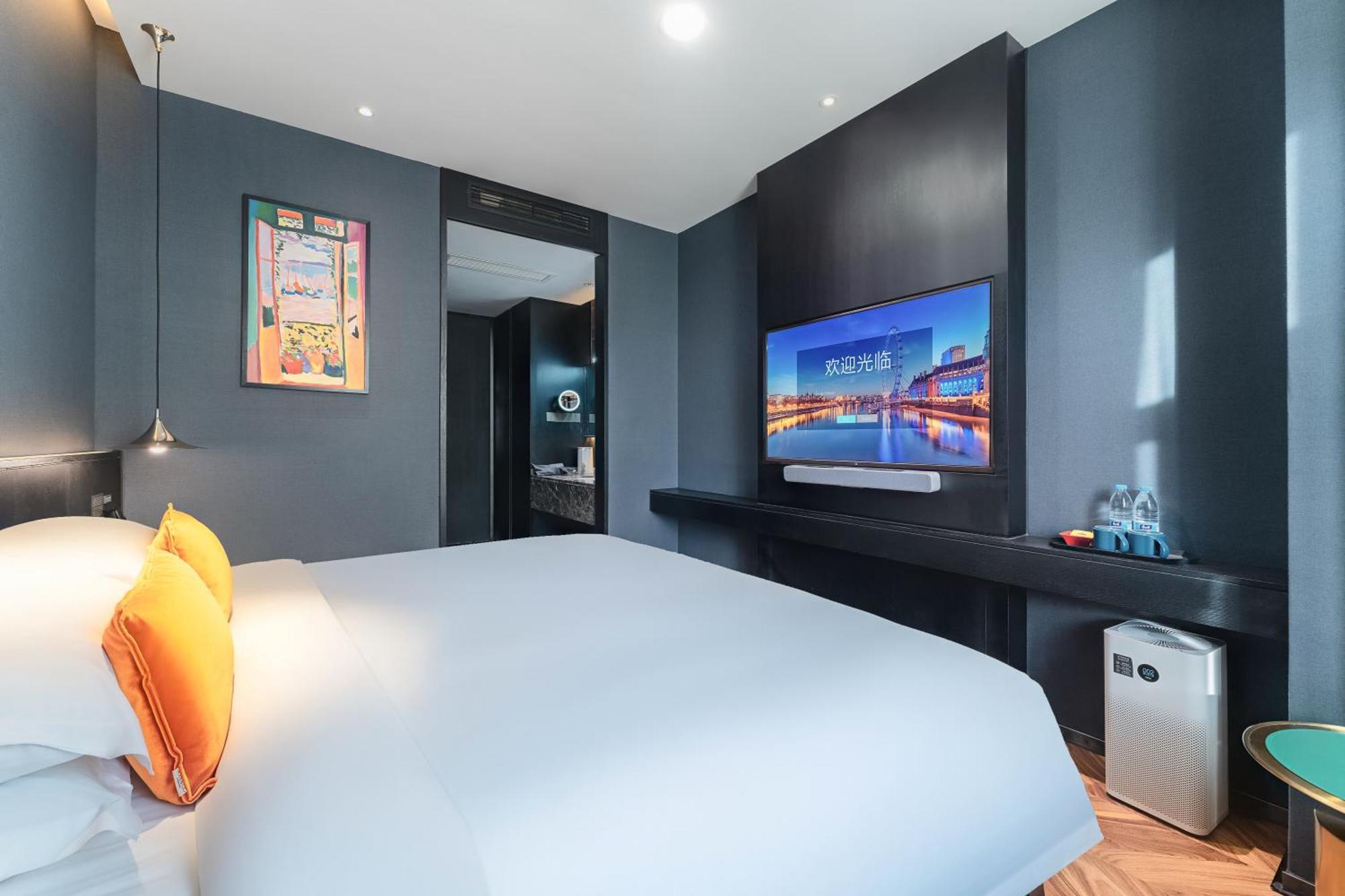 Hesu Designer Hotel & Suites -Near Xi'An Drum Tower And Yongning Gate -Free Laundry Luggage Storage -Kitty Cafe With Freshly Ground Coffee -24H Front Desk -English Service Bagian luar foto