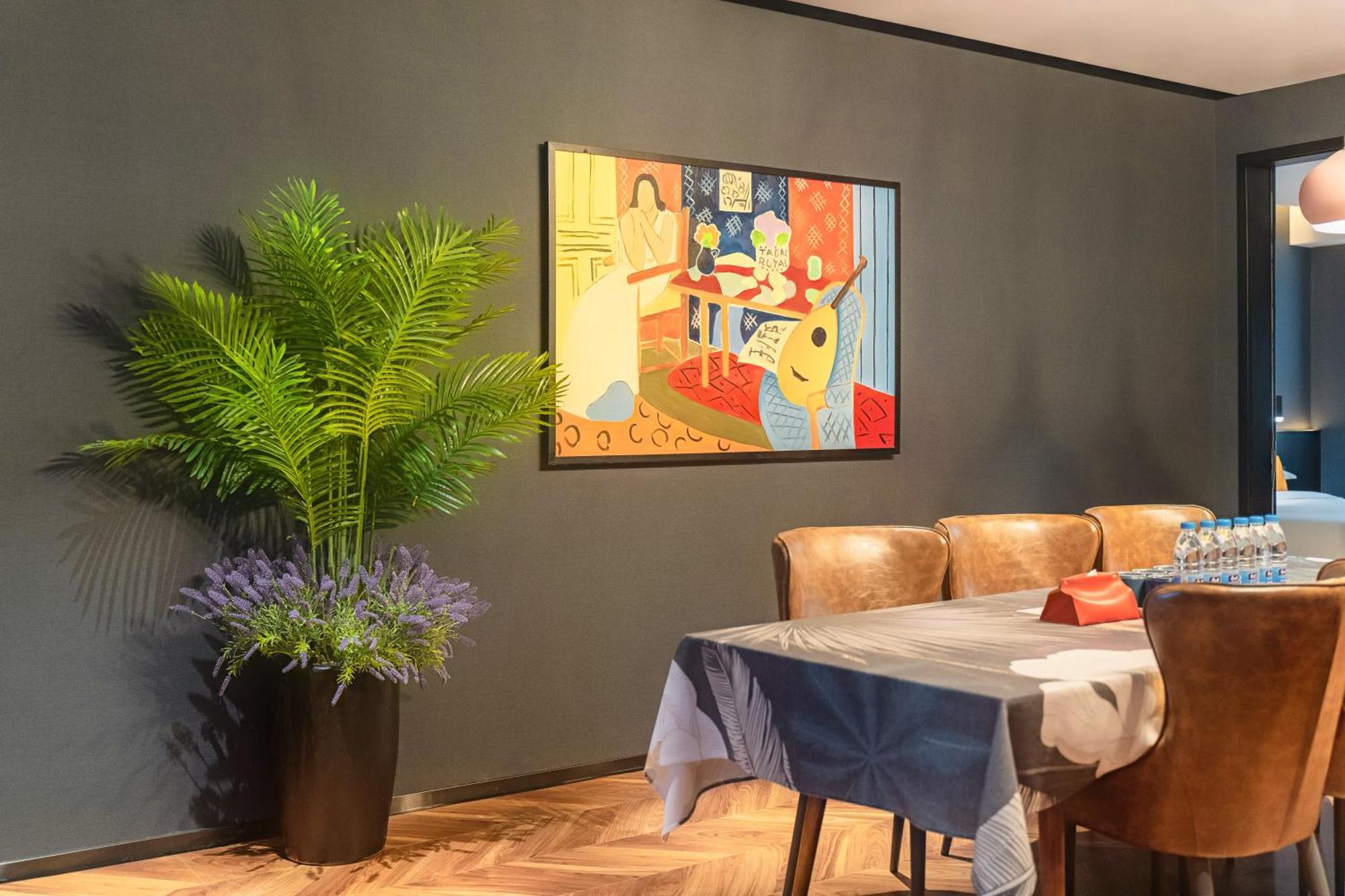 Hesu Designer Hotel & Suites -Near Xi'An Drum Tower And Yongning Gate -Free Laundry Luggage Storage -Kitty Cafe With Freshly Ground Coffee -24H Front Desk -English Service Bagian luar foto