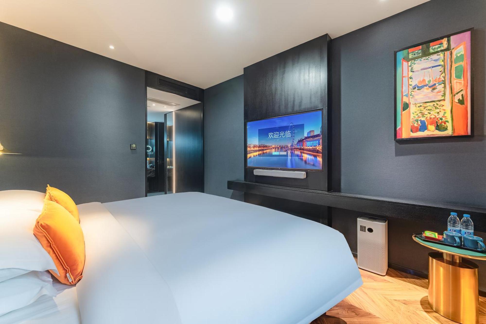 Hesu Designer Hotel & Suites -Near Xi'An Drum Tower And Yongning Gate -Free Laundry Luggage Storage -Kitty Cafe With Freshly Ground Coffee -24H Front Desk -English Service Bagian luar foto