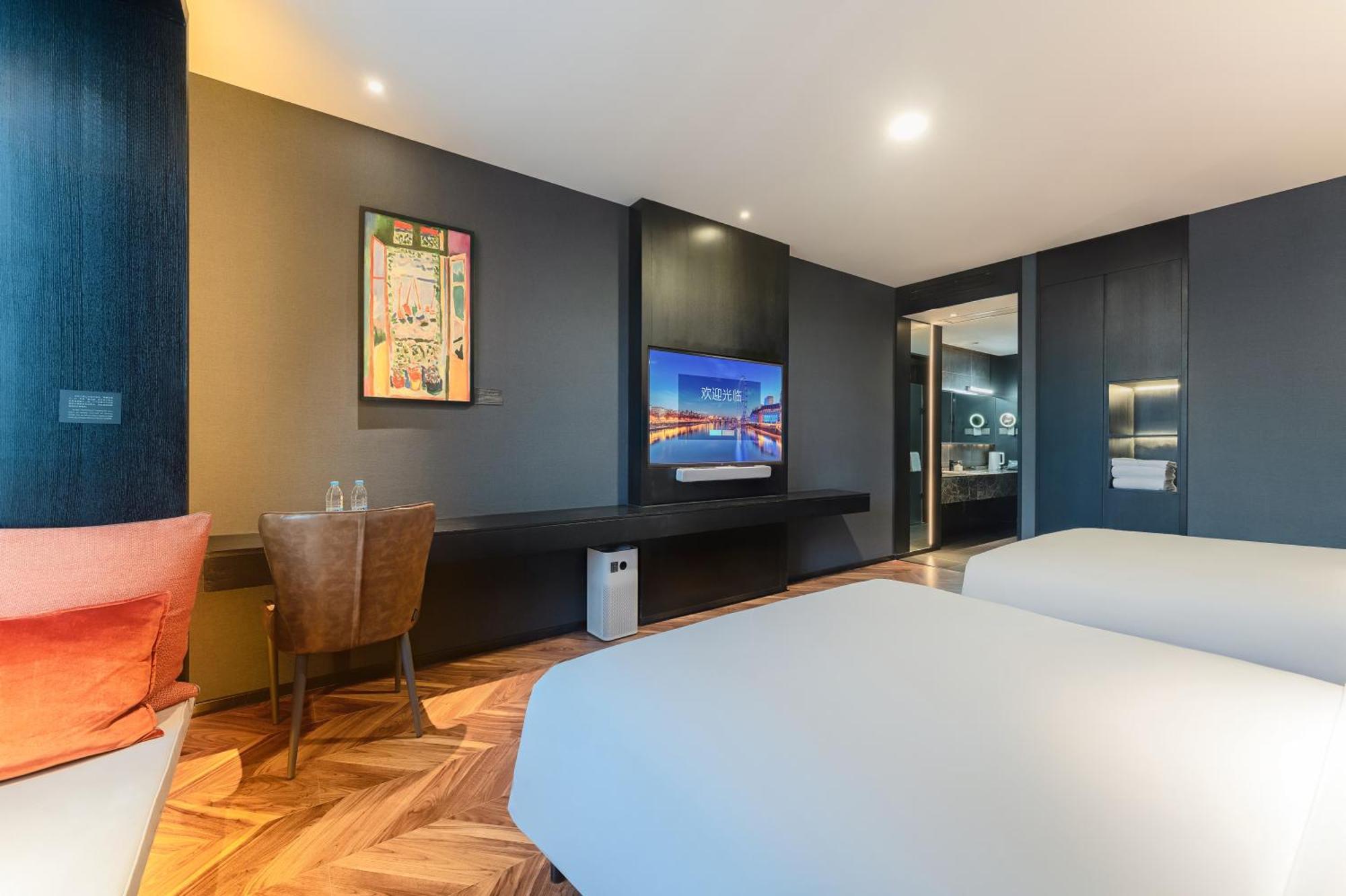 Hesu Designer Hotel & Suites -Near Xi'An Drum Tower And Yongning Gate -Free Laundry Luggage Storage -Kitty Cafe With Freshly Ground Coffee -24H Front Desk -English Service Bagian luar foto