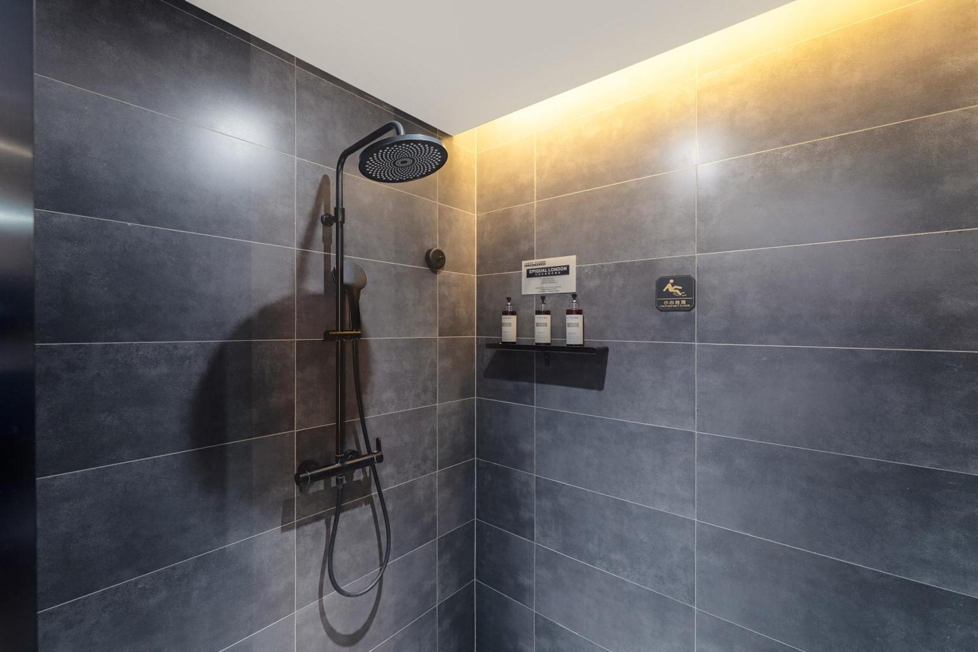Hesu Designer Hotel & Suites -Near Xi'An Drum Tower And Yongning Gate -Free Laundry Luggage Storage -Kitty Cafe With Freshly Ground Coffee -24H Front Desk -English Service Bagian luar foto