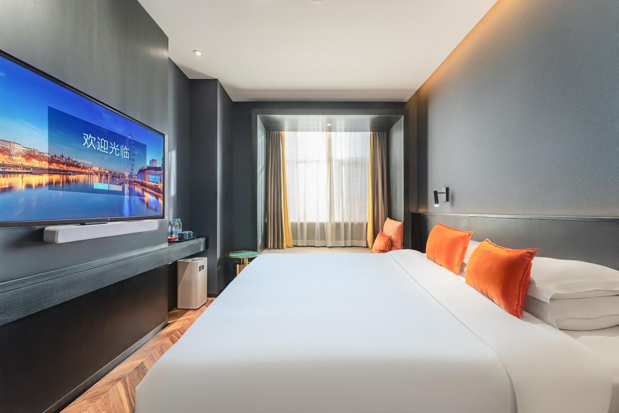 Hesu Designer Hotel & Suites -Near Xi'An Drum Tower And Yongning Gate -Free Laundry Luggage Storage -Kitty Cafe With Freshly Ground Coffee -24H Front Desk -English Service Bagian luar foto