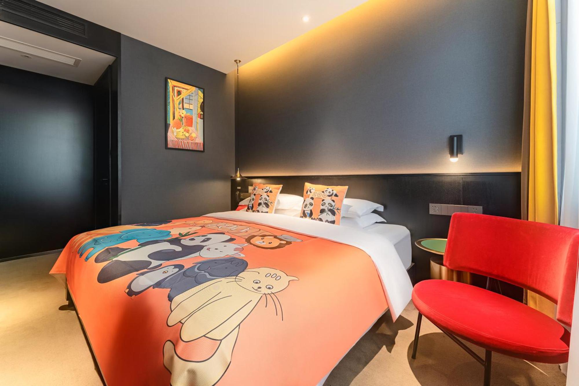 Hesu Designer Hotel & Suites -Near Xi'An Drum Tower And Yongning Gate -Free Laundry Luggage Storage -Kitty Cafe With Freshly Ground Coffee -24H Front Desk -English Service Bagian luar foto